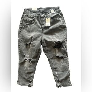 Judy Blue Charcoal Distressed Skinny Jeans
